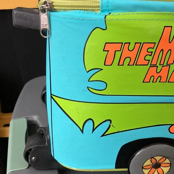 Scooby Doo Mystery Machine rolling luggage suitcase bag - Picture 3 of 13